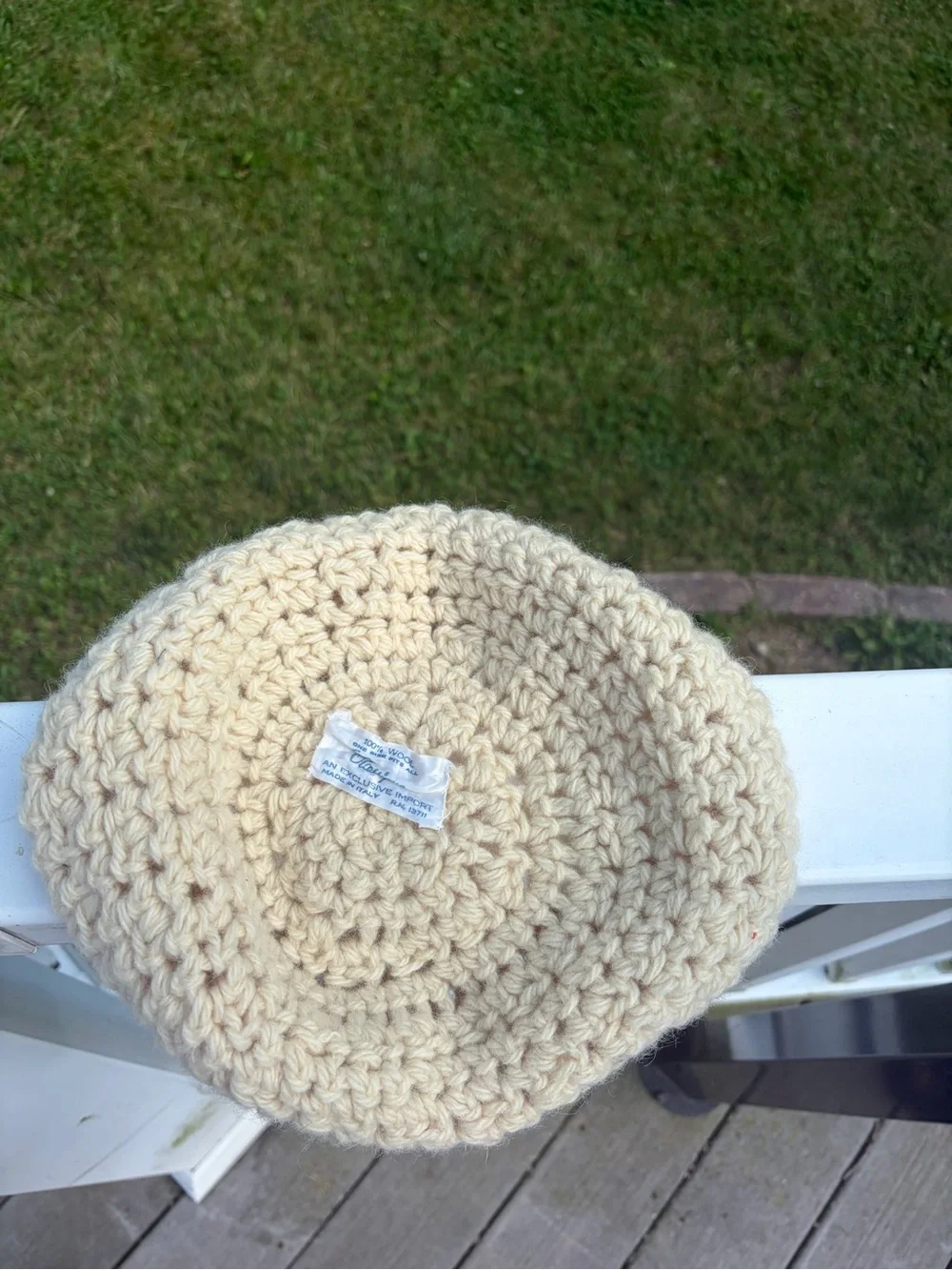 Vintage cream knobby knitted Italian wool mermaidcore beret winter hat
